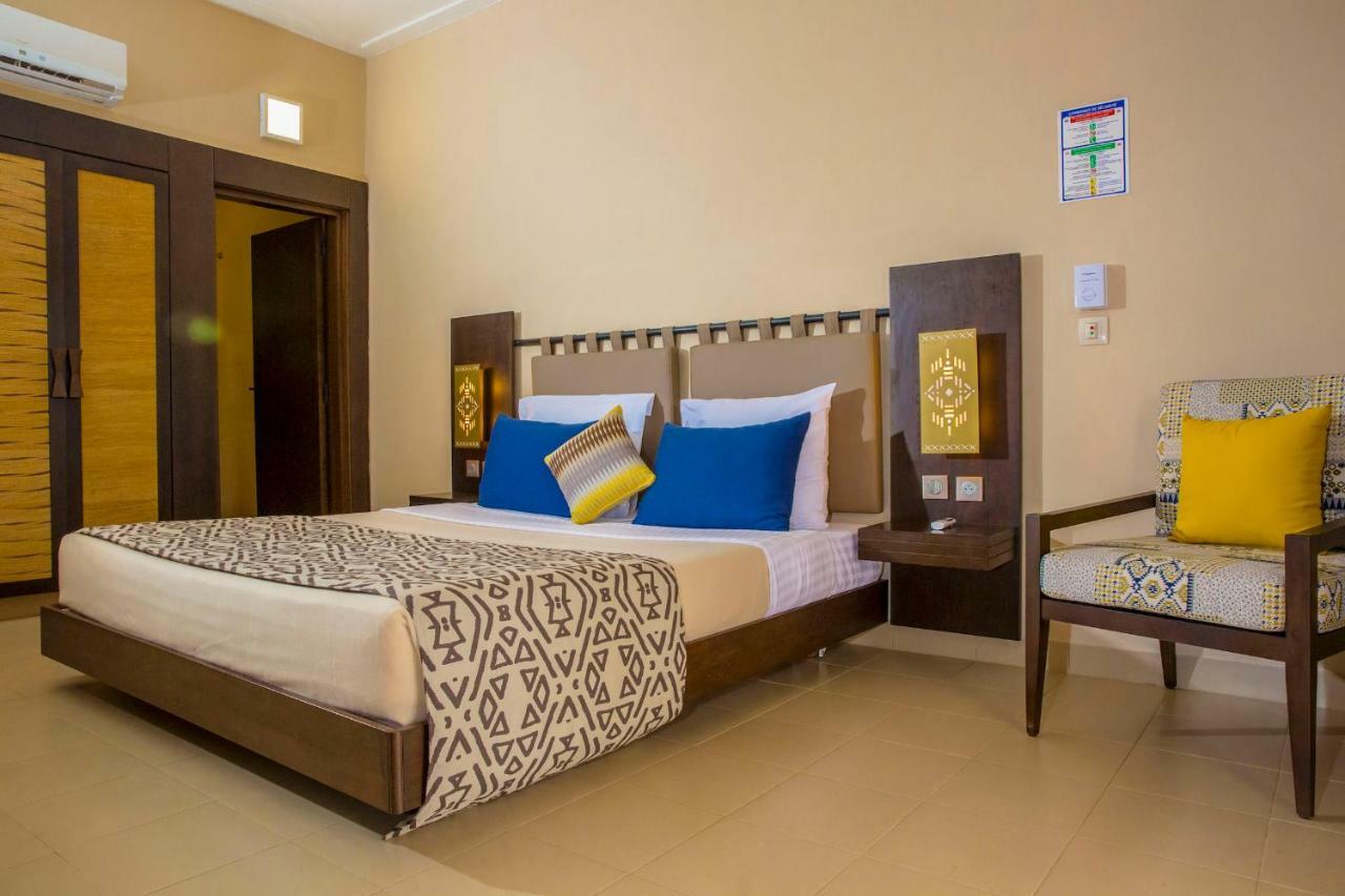 Dunia Hotel Ouagadougou Loumbila Exterior photo