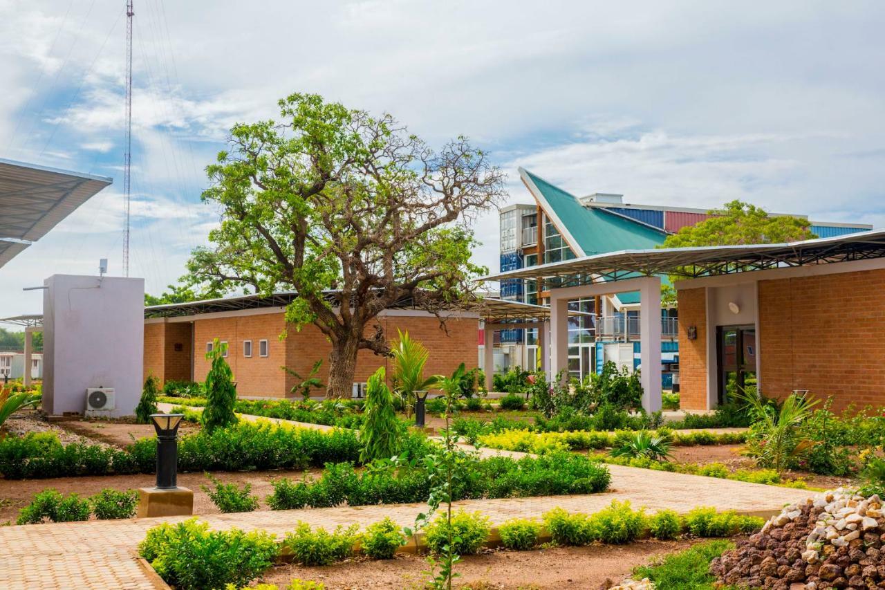 Dunia Hotel Ouagadougou Loumbila Exterior photo